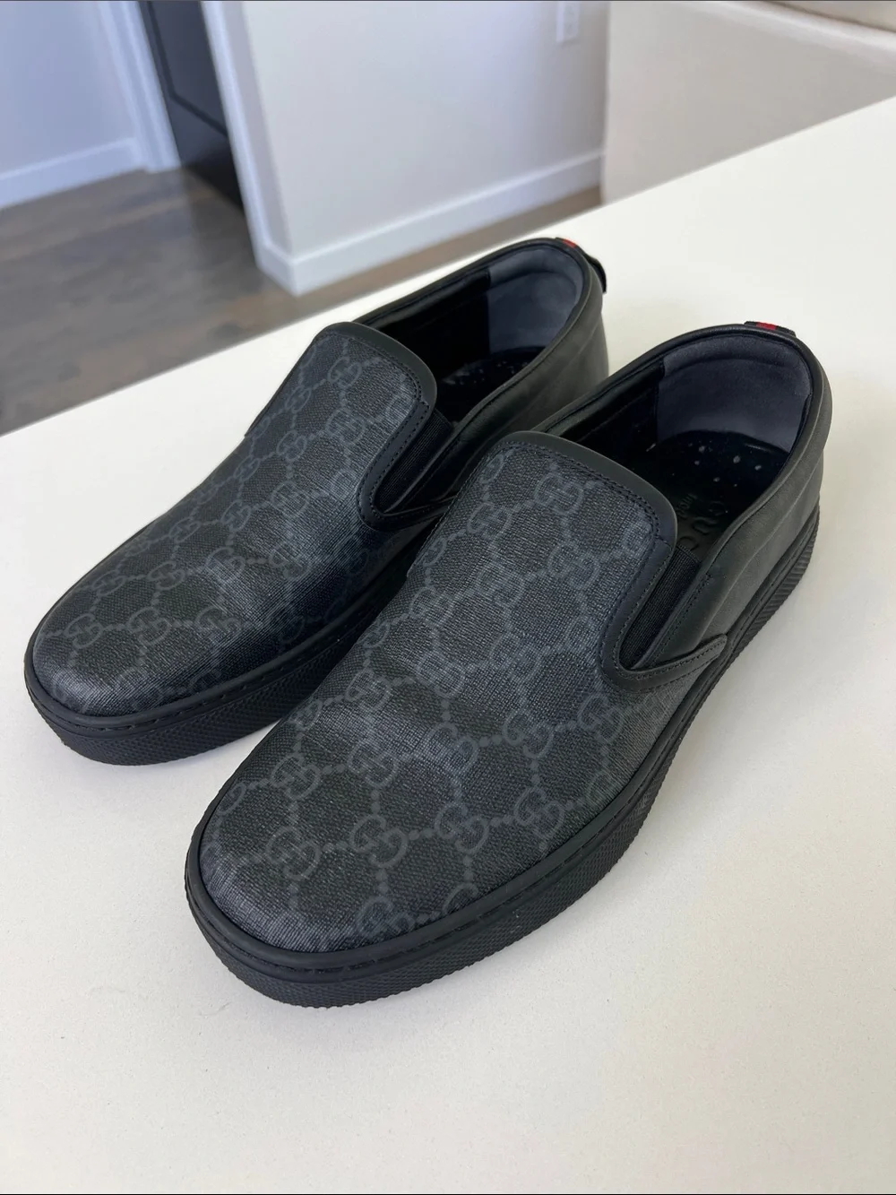 Gucci dublin GG logo supreme slip on sneakers shoes gray and black 36.5